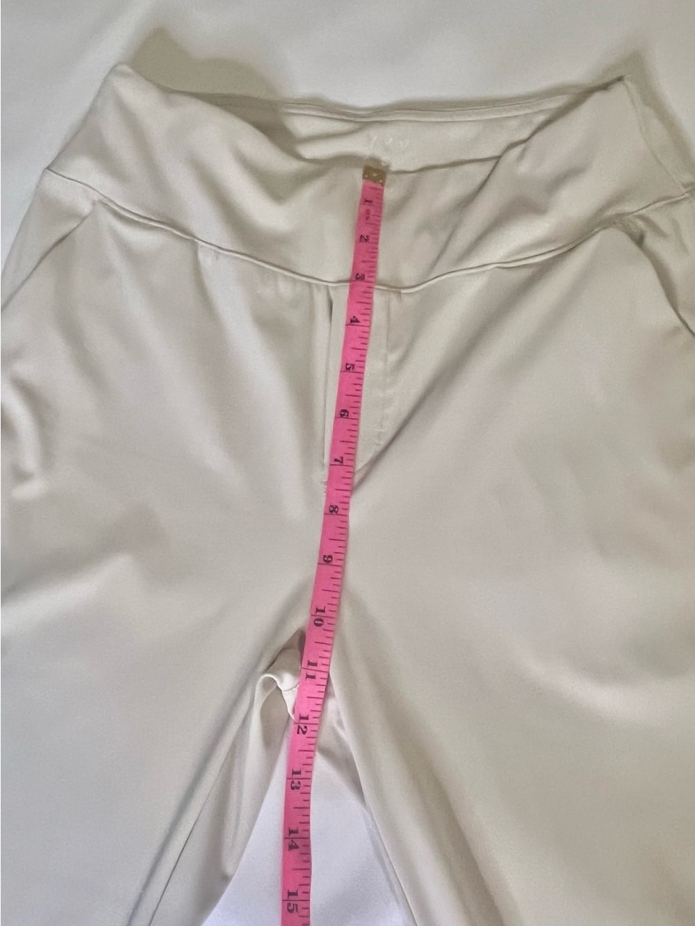 Columbia Women’s Hiking Cargo Pants - Light Beige - Picture 6 of 12